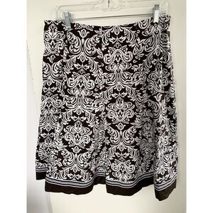 Amanda Lane Women's‎ Damask Print Brown/White Knee Skirt Side Zip Size 12.